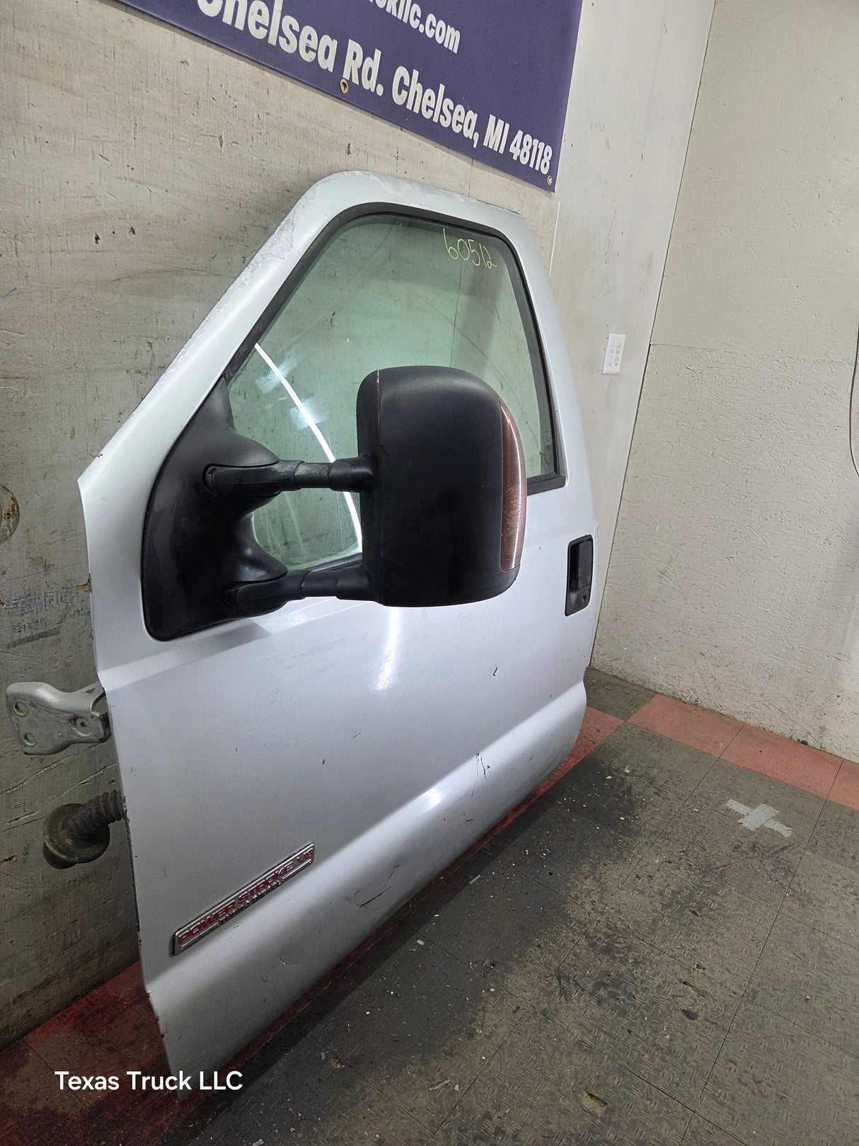 1999-2011 Ford Super Duty LH Driver Side Front Door F250 F350 F450 F550