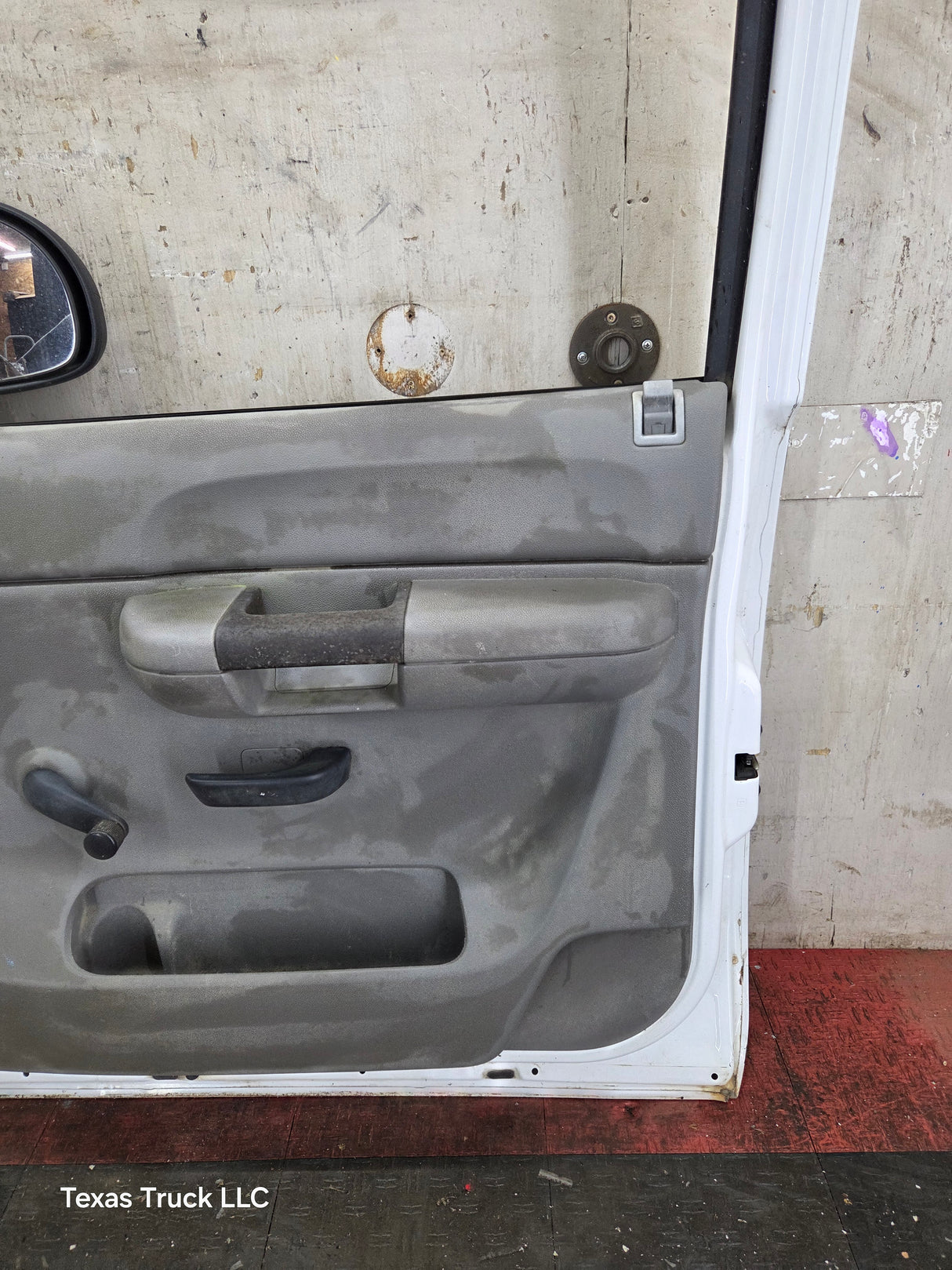 2007-2013 Chevrolet Silverado / GMC Sierra 1500 2500 3500 HD RH Front Passenger Side Door