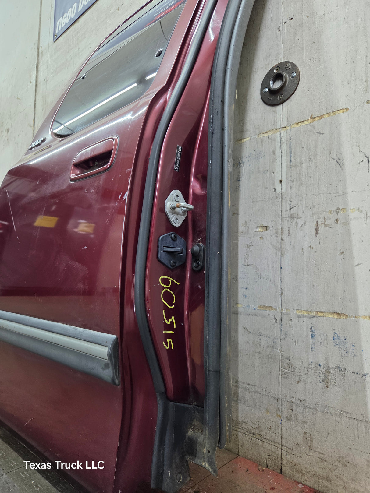 2000-2006 Toyota Tundra Extended Cab Passenger Side Rear Door Rear RH