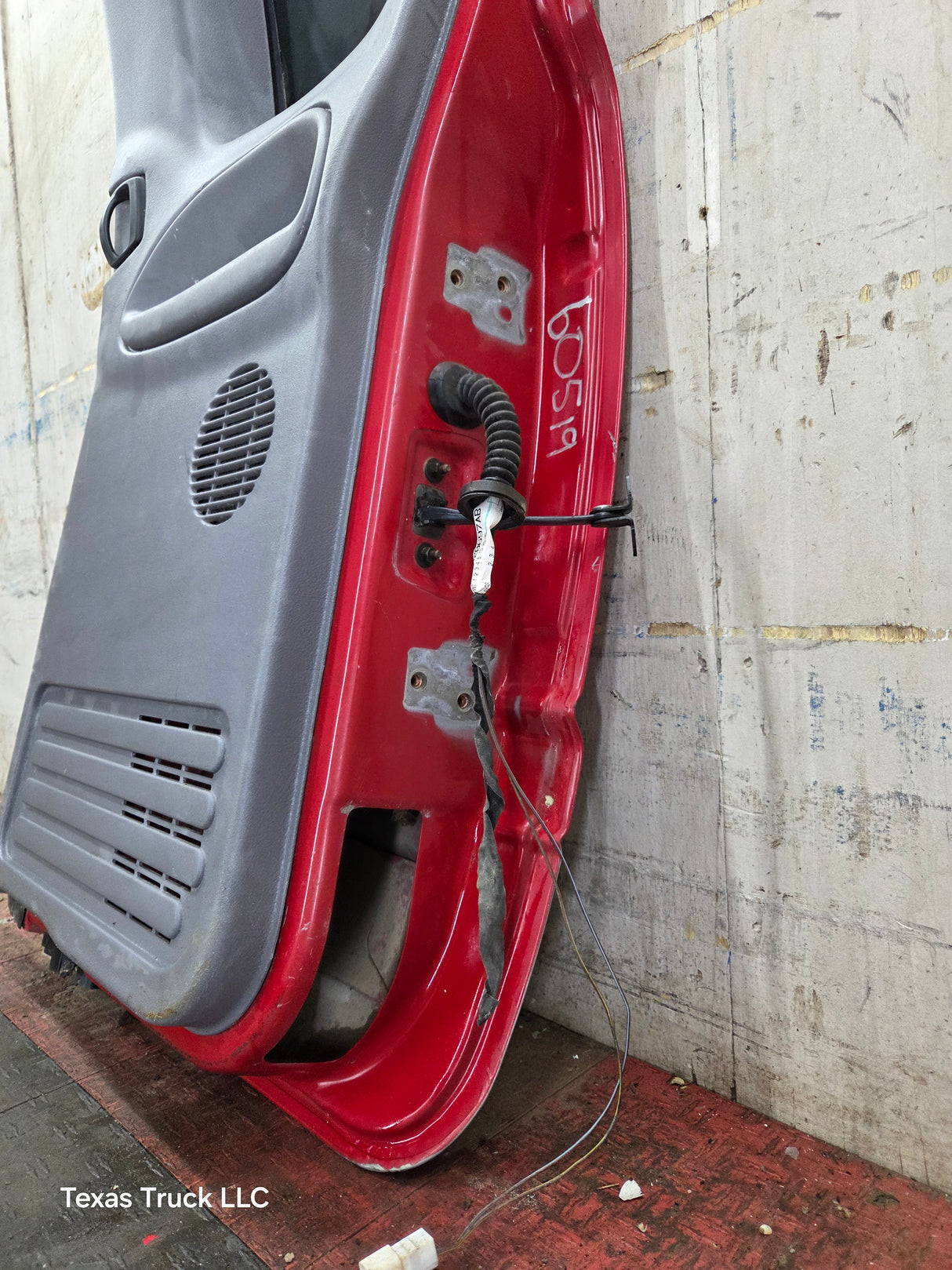 1988-2000 Chevrolet Silverado GMC Sierra RH Rear Extended Cab Passenger Side 3rd Door