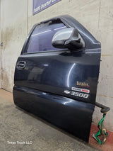 1999-2006 Chevrolet Silverado / GMC Sierra 1500 2500 3500 HD Front Passenger side Door RH
