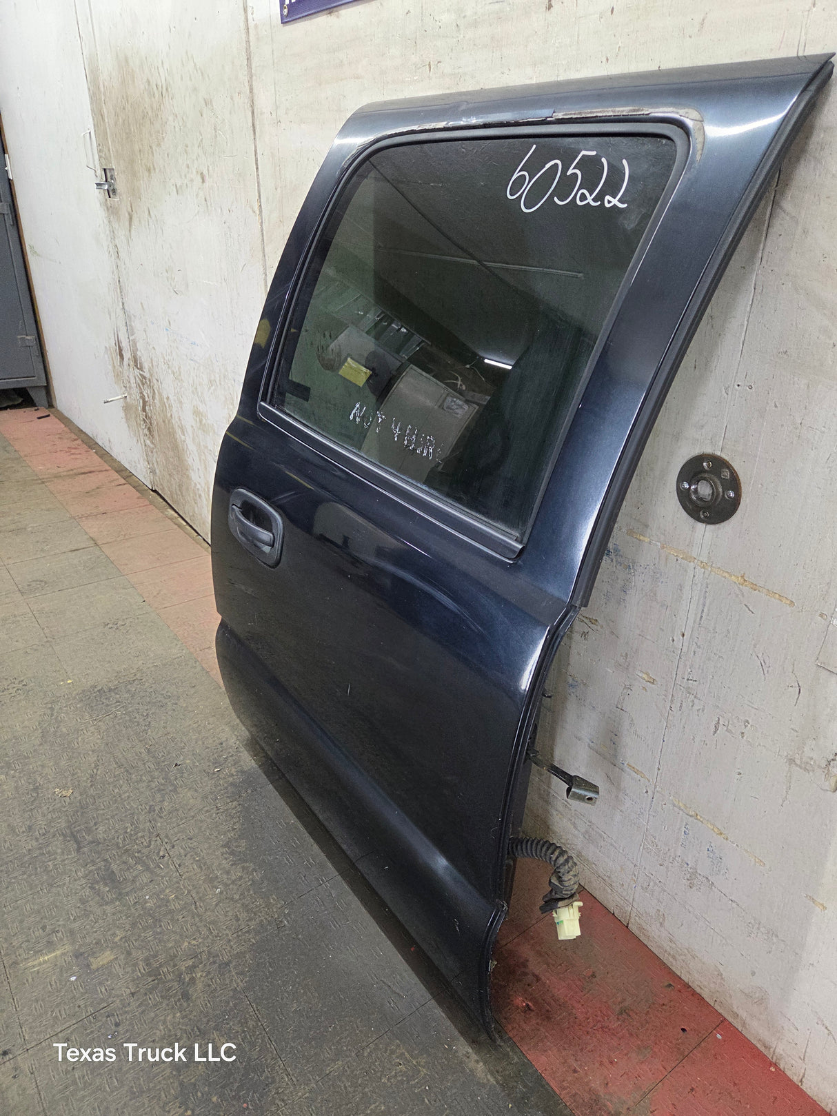 1999-2006 Chevrolet Silverado / GMC Sierra 1500 2500 3500 HD Rear Passenger side Crew Cab rear door