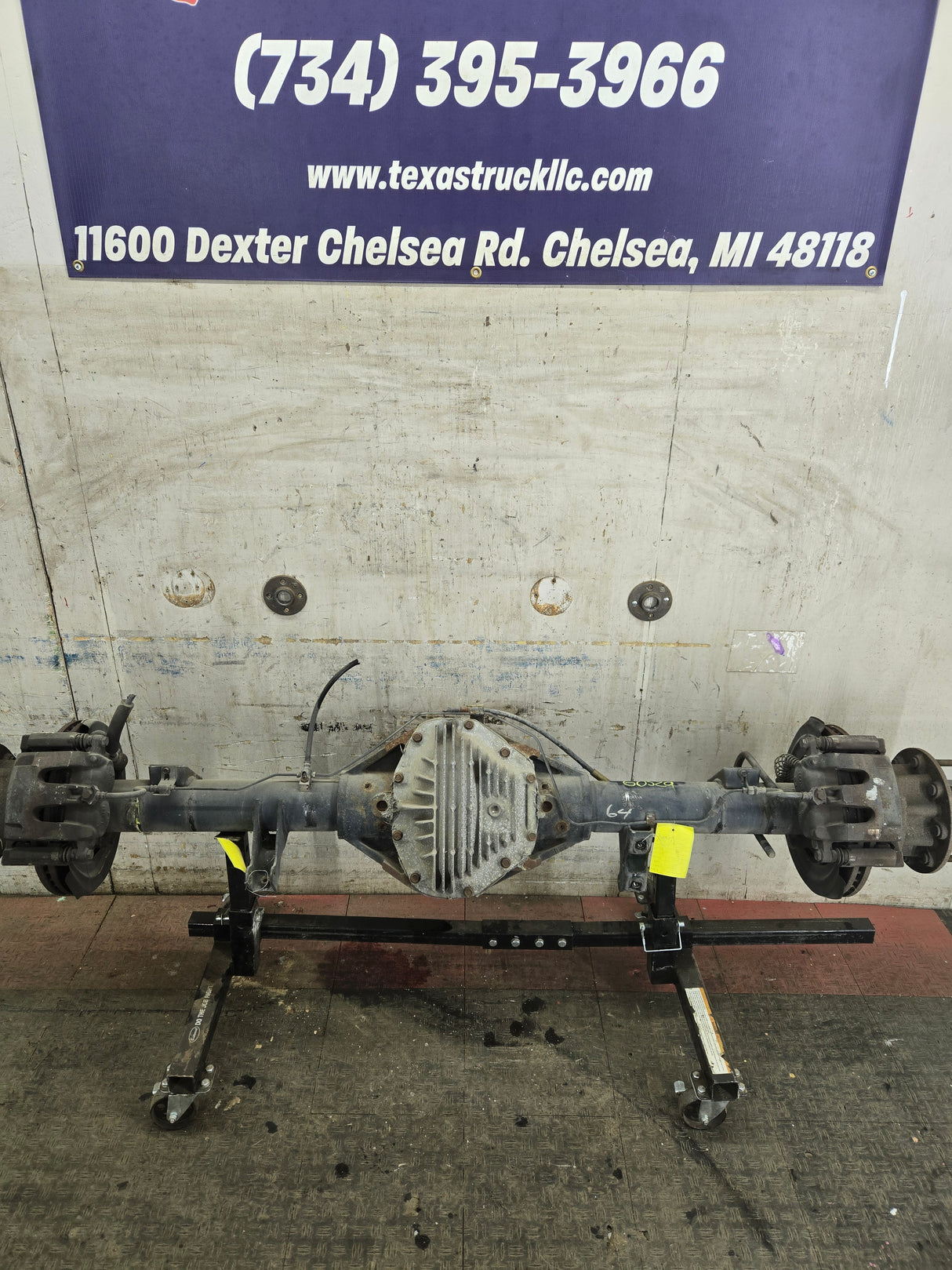 2008-2010 Ford Super Duty F350 Dually Rear Axle 4.10 Gear Ratio 175k Miles