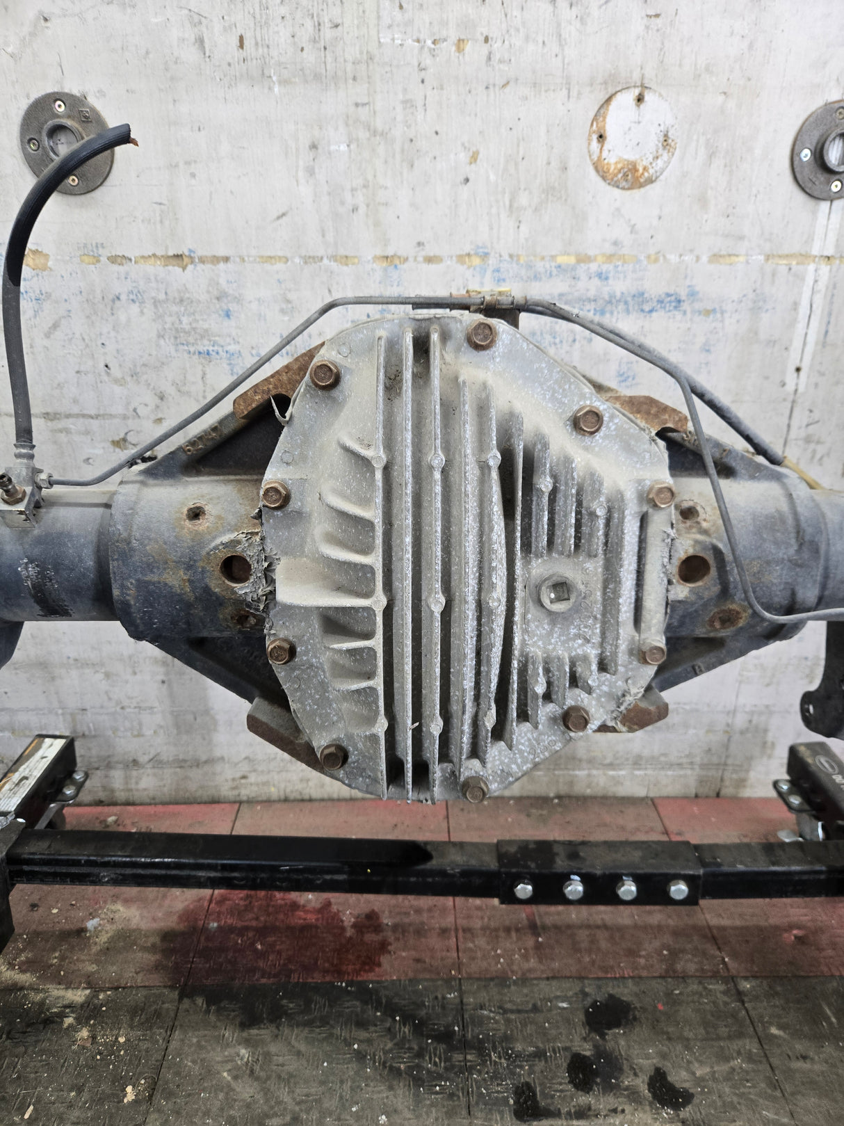 2008-2010 Ford Super Duty F350 Dually Rear Axle 4.10 Gear Ratio 175k Miles