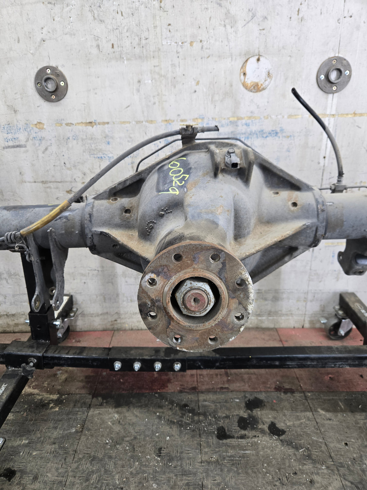 2008-2010 Ford Super Duty F350 Dually Rear Axle 4.10 Gear Ratio 175k Miles