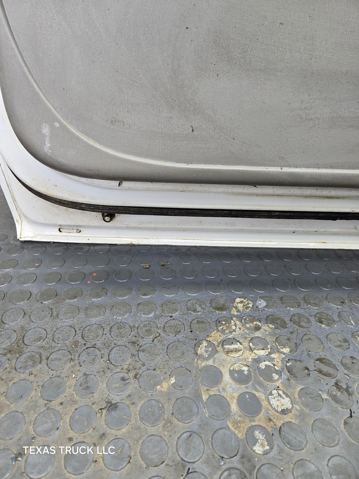 1997-2003 Ford F150 Extended / Regular Cab Driver Side LH Front Door