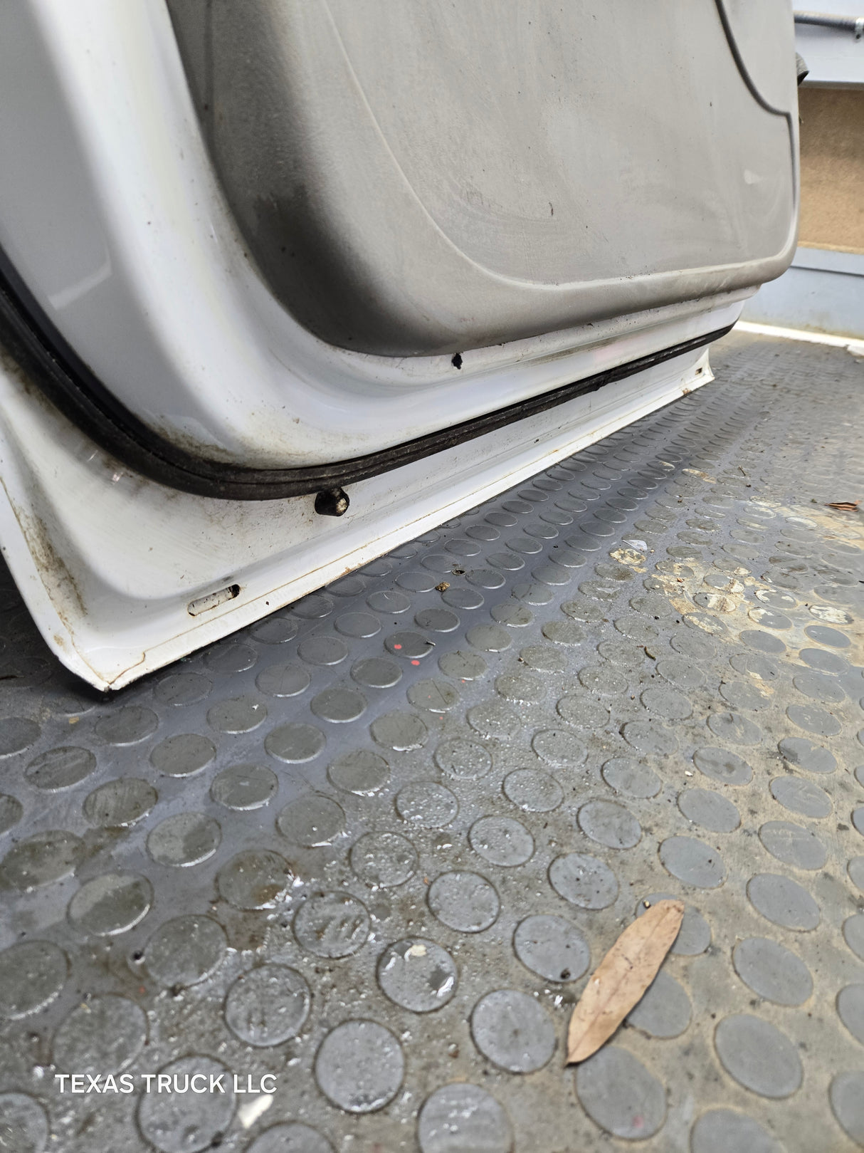 1997-2003 Ford F150 Extended / Regular Cab Driver Side LH Front Door