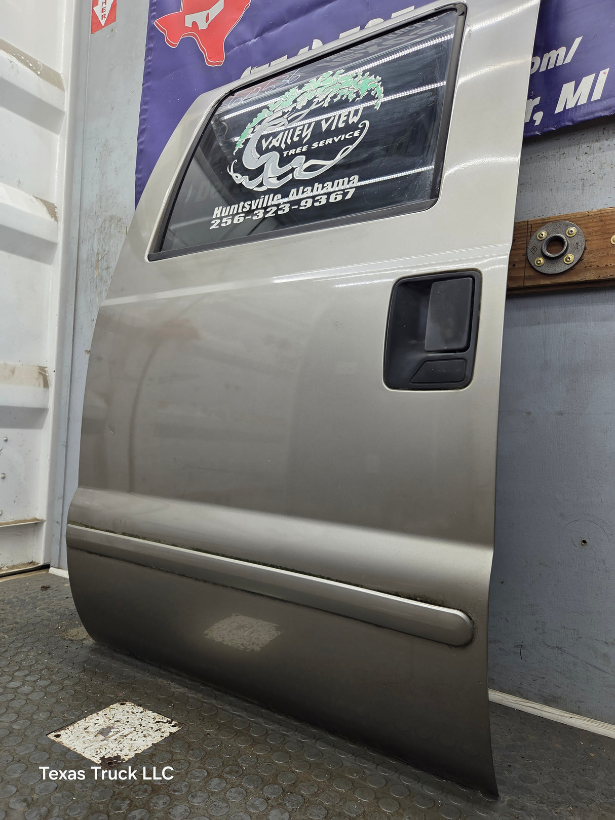 1999-2011 Ford Super Duty LH Driver Side Rear Crew Cab Door F250 F350 F450 F550