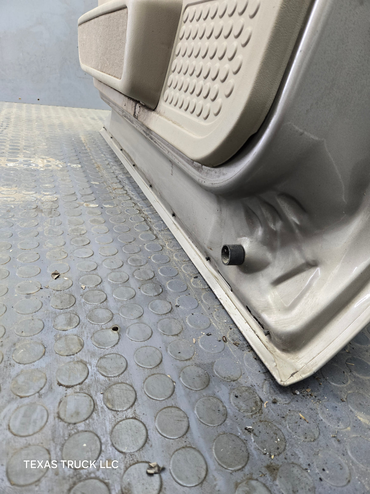 1999-2011 Ford Super Duty / Excursion Front Passenger RH Door F250 F350 F450 F550