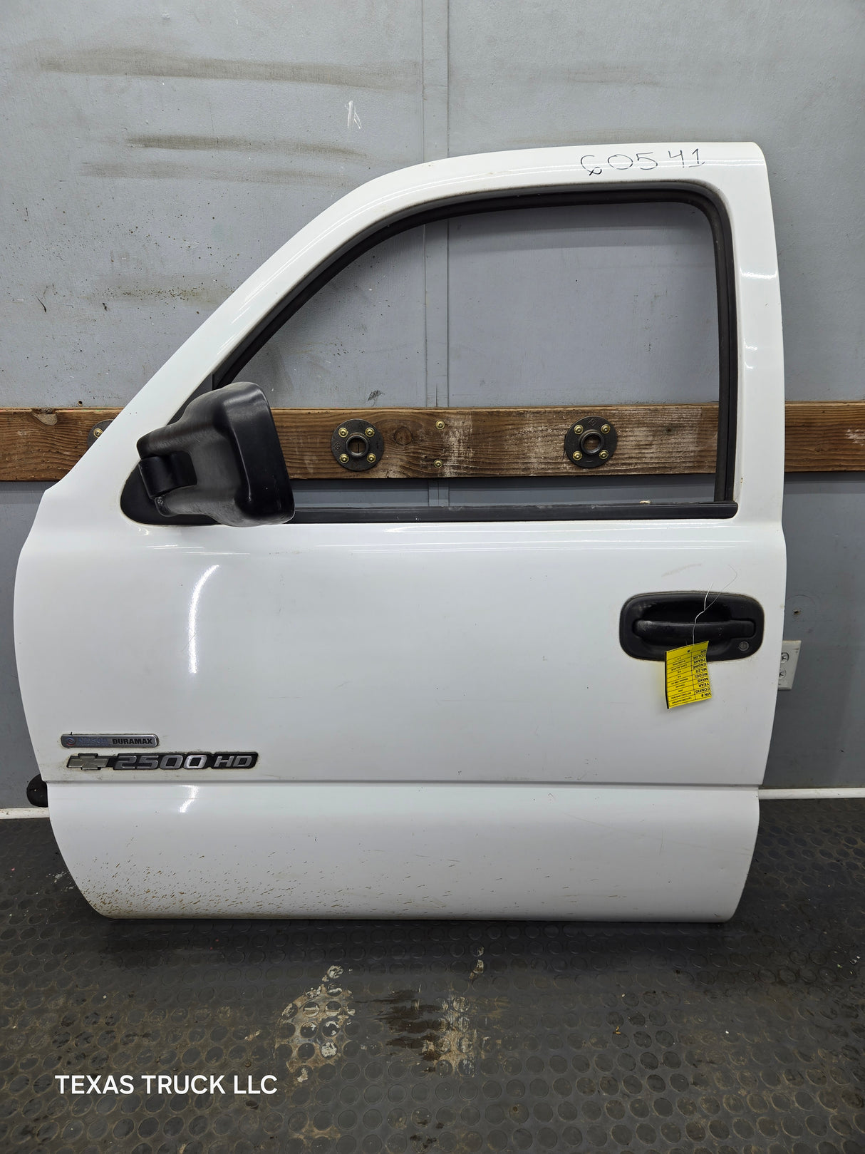 1999-2006 Chevrolet Silverado / GMC Sierra 1500 2500 3500 HD Front Driver Side Door LH