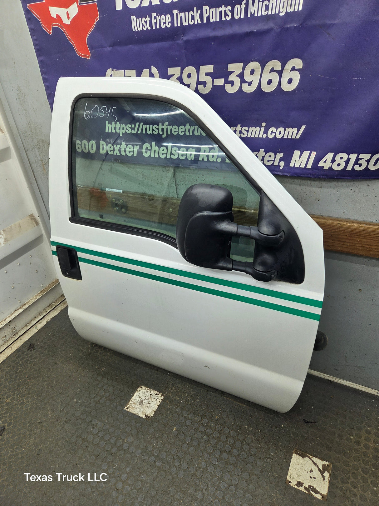 1999-2011 Ford Super Duty / Excursion Front Passenger Side RH Door F250 F350 F450 F550