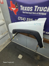 2003-2007 Chevrolet Silverado / Tahoe / Suburban 1500 2500 3500 HD LH Driver Side "Cateye" Front Fender - Summit White