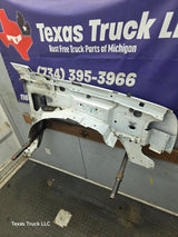 2003-2007 Chevrolet Silverado / Tahoe / Suburban 1500 2500 3500 HD LH Driver Side "Cateye" Front Fender - Summit White