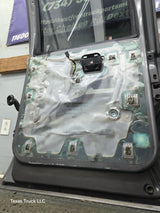 1999-2011 Ford Super Duty F250 F350 F450 F550 RH Crew Cab Passenger Side Rear Door