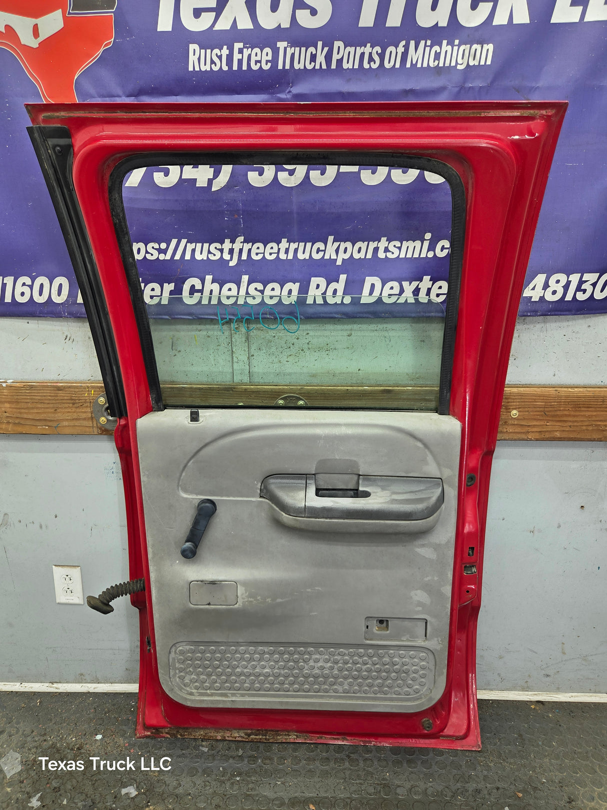 1999-2011 Ford Super Duty F250 F350 F450 F550 RH Crew Cab Passenger Side Rear Door