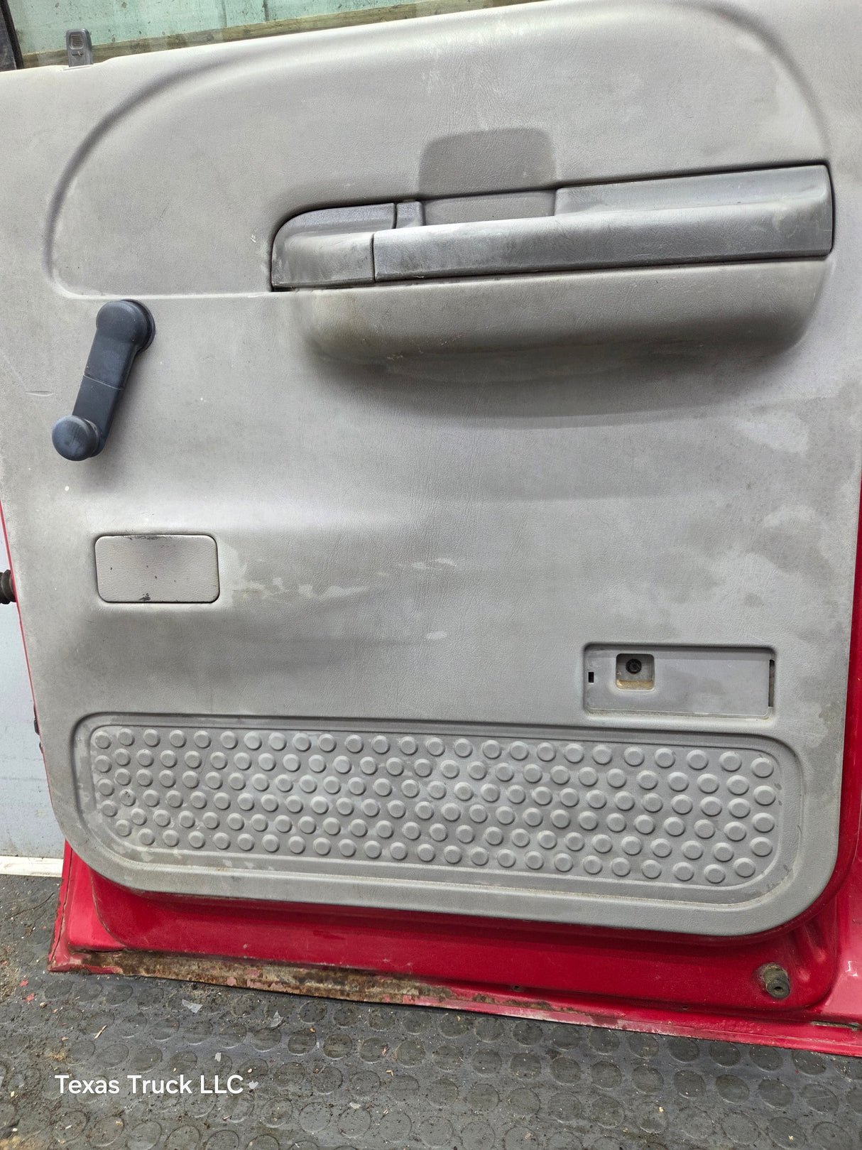 1999-2011 Ford Super Duty F250 F350 F450 F550 RH Crew Cab Passenger Side Rear Door