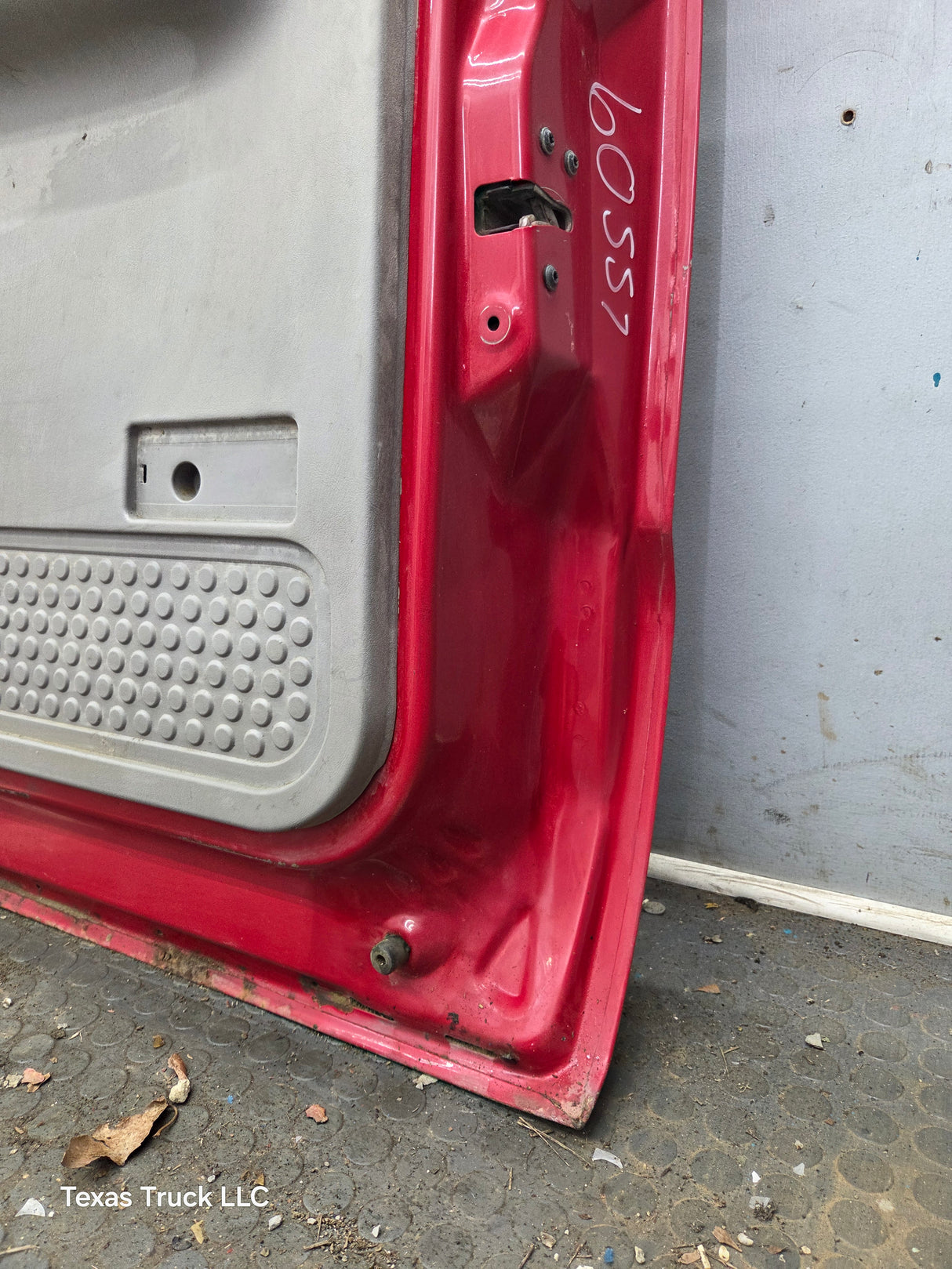 1999-2011 Ford Super Duty / Excursion Front Passenger Side RH Door F250 F350 F450 F550