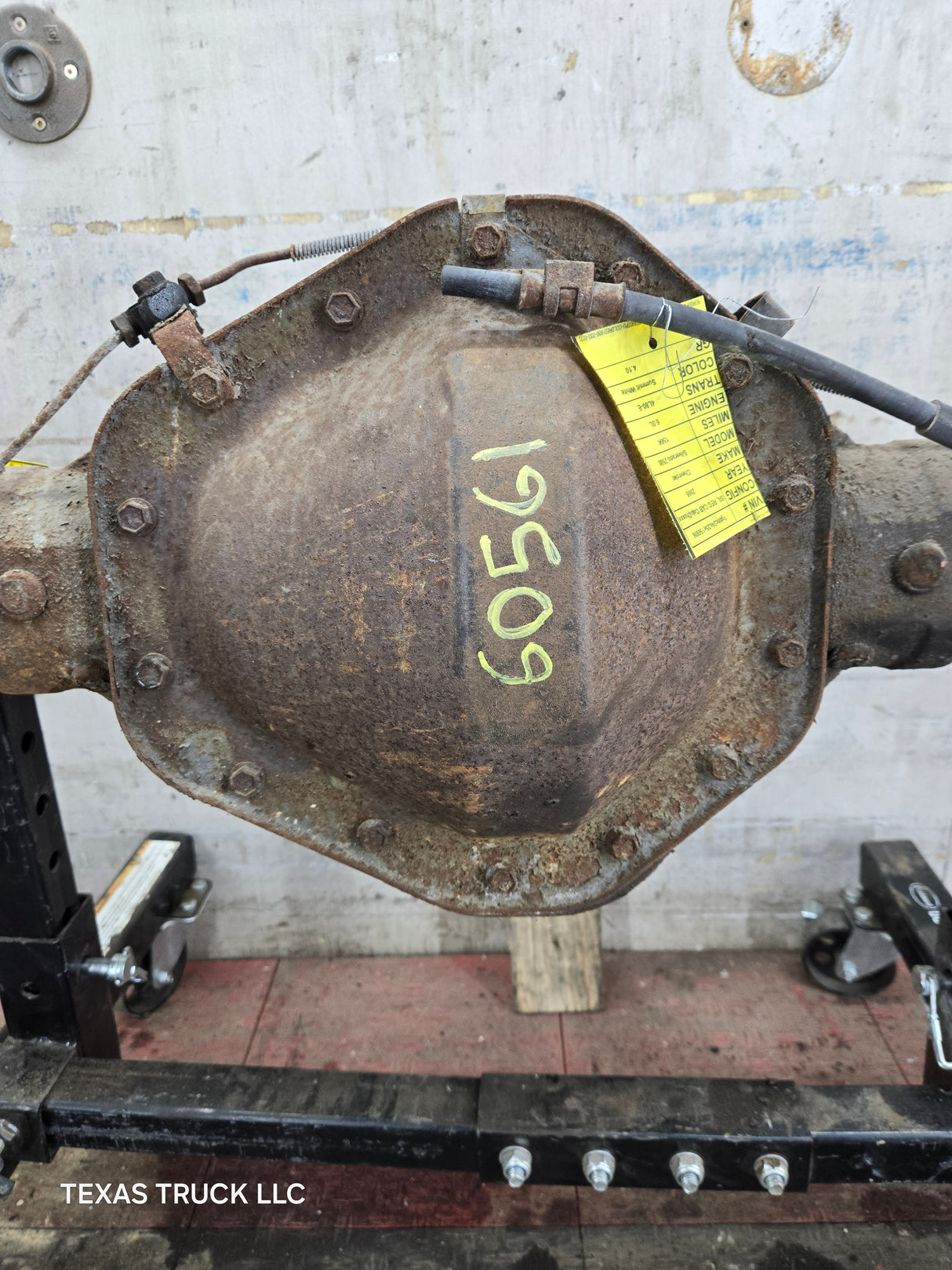 2001-2007 Chevrolet Silverado / GMC Sierra 2500 3500 HD Rear Axle 4.10 10.5" 156k Miles