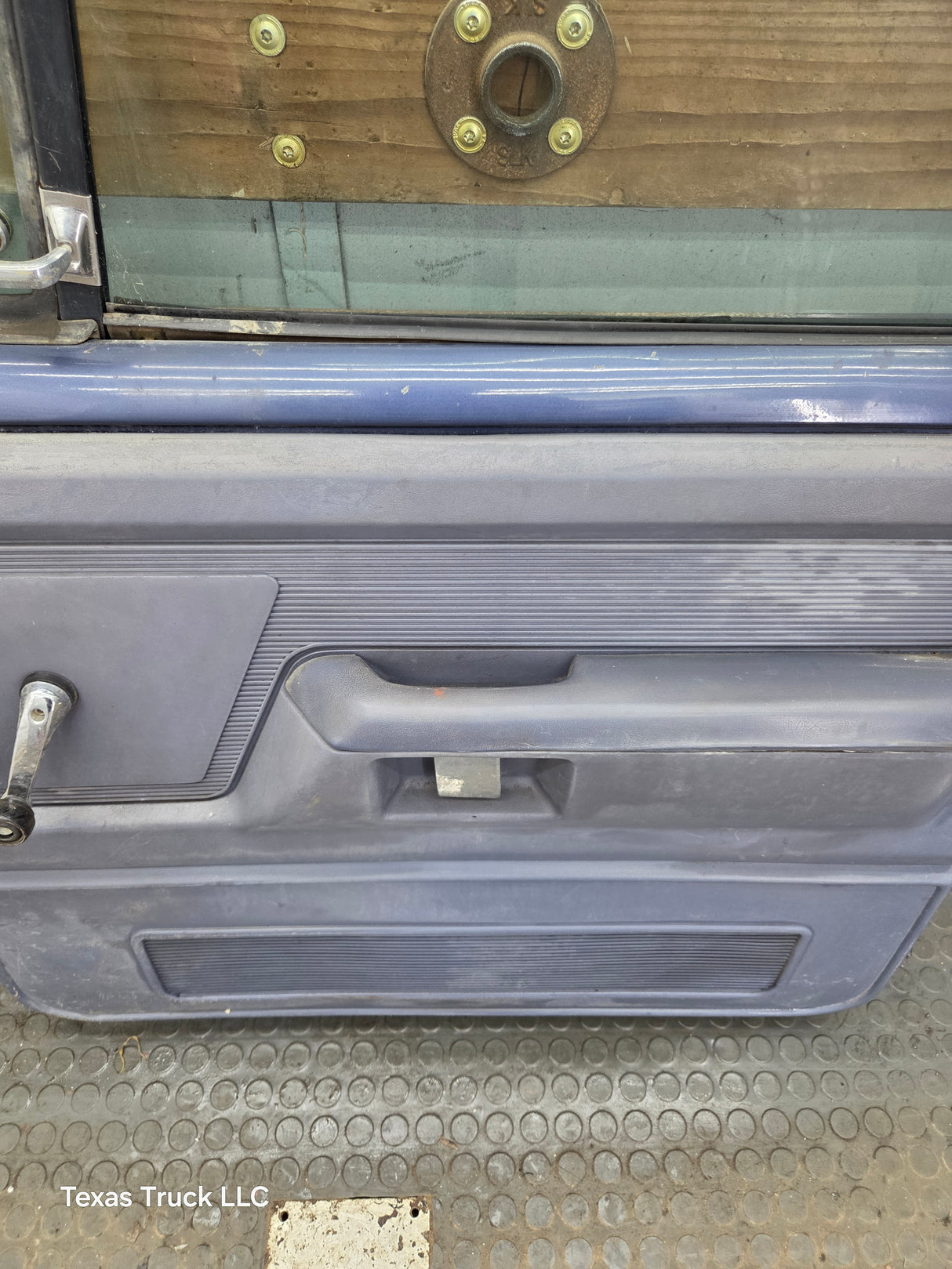 1981-1993 Dodge Ram 1st Gen RH Passenger Side Front Door W150 W250 W350 D150 D250 D350 Ram Charger