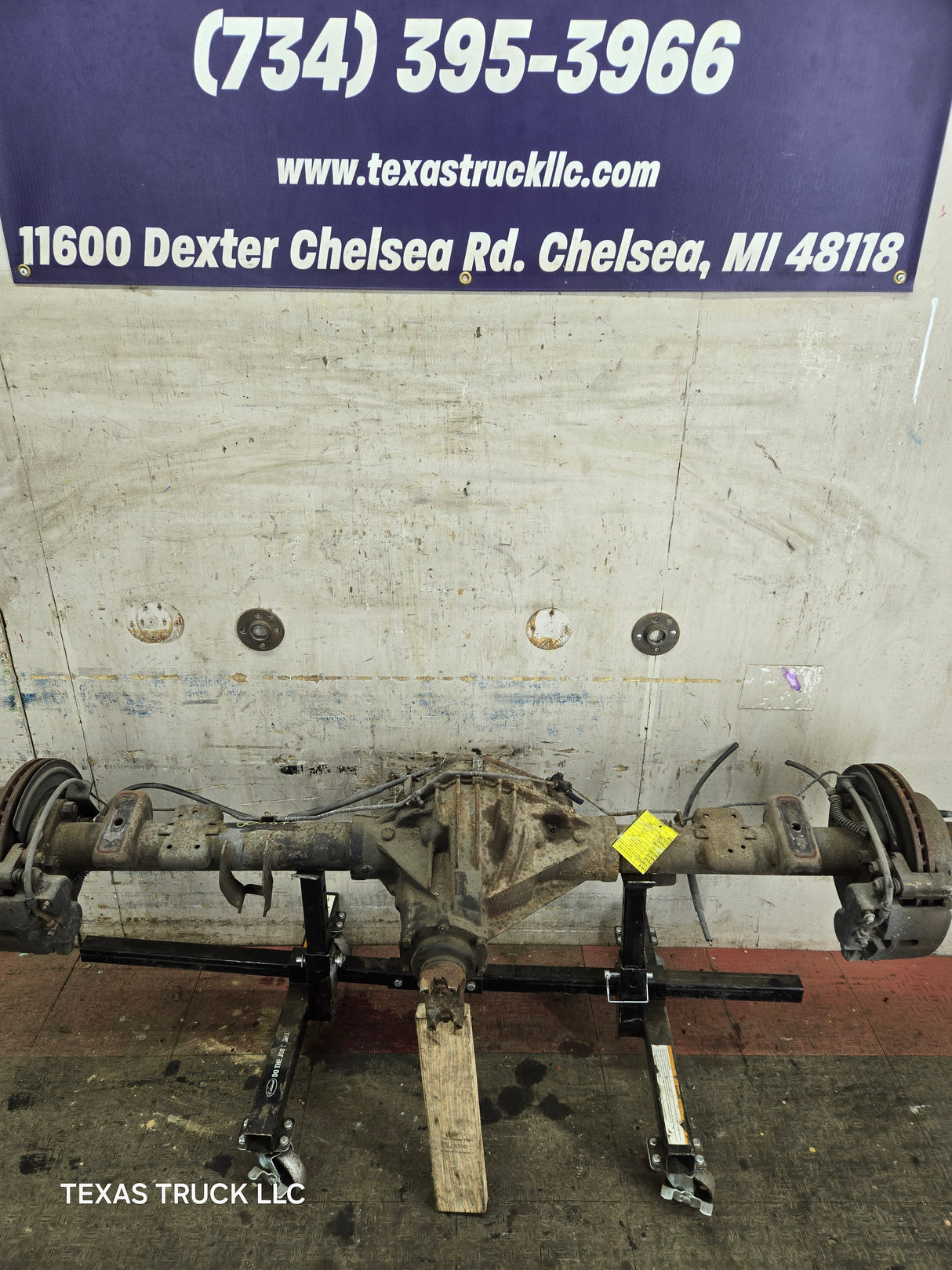 2001-2007 Chevrolet Silverado / GMC Sierra 2500 3500 HD Rear Axle 4.10 10.5" 156k Miles