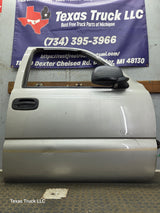 1999-2006 Chevrolet Silverado / GMC Sierra 1500 2500 3500 HD Front Passenger side Door RH