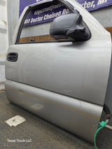 1999-2006 Chevrolet Silverado / GMC Sierra 1500 2500 3500 HD Front Passenger side Door RH