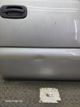 1999-2006 Chevrolet Silverado / GMC Sierra 1500 2500 3500 HD Front Passenger side Door RH