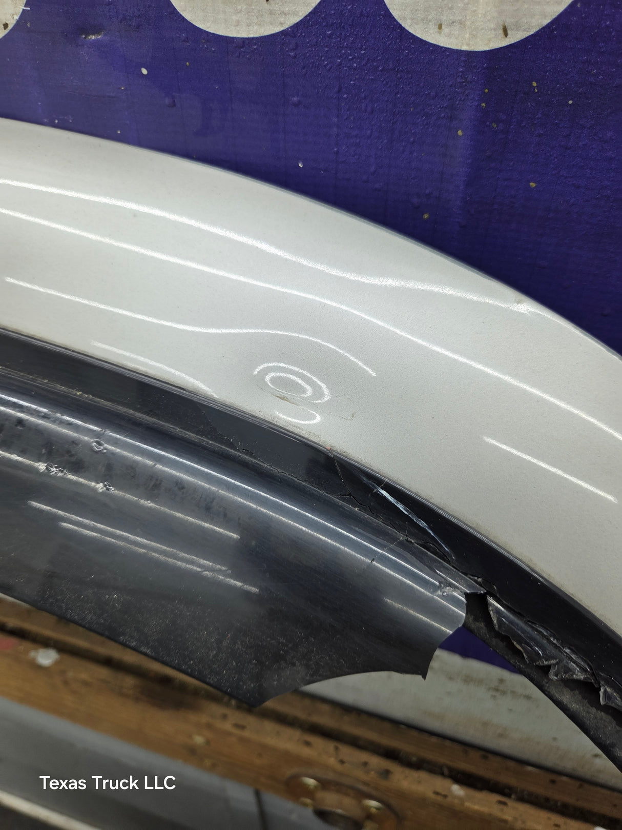 1999-2006 Chevrolet Silverado / GMC Sierra 1500 2500 3500 HD Front Passenger side Door RH