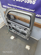 1999-2006 Chevrolet Silverado / GMC Sierra 1500 2500 3500 HD Front Passenger side Door RH