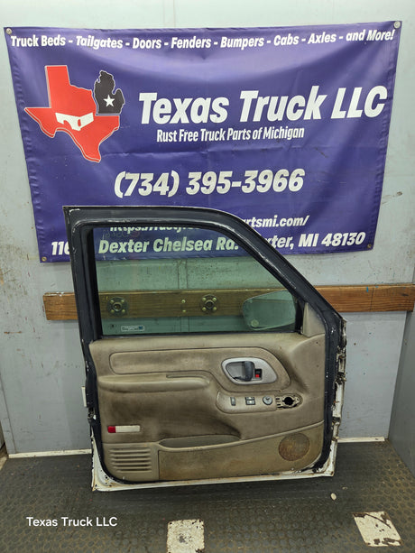 1988-2000 Chevrolet Silverado Suburban GMC Sierra LH Front Driver Side Door