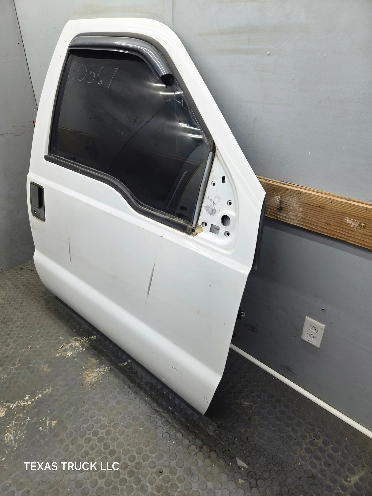 1999-2011 Ford Super Duty / Excursion Front Passenger RH Door F250 F350 F450 F550