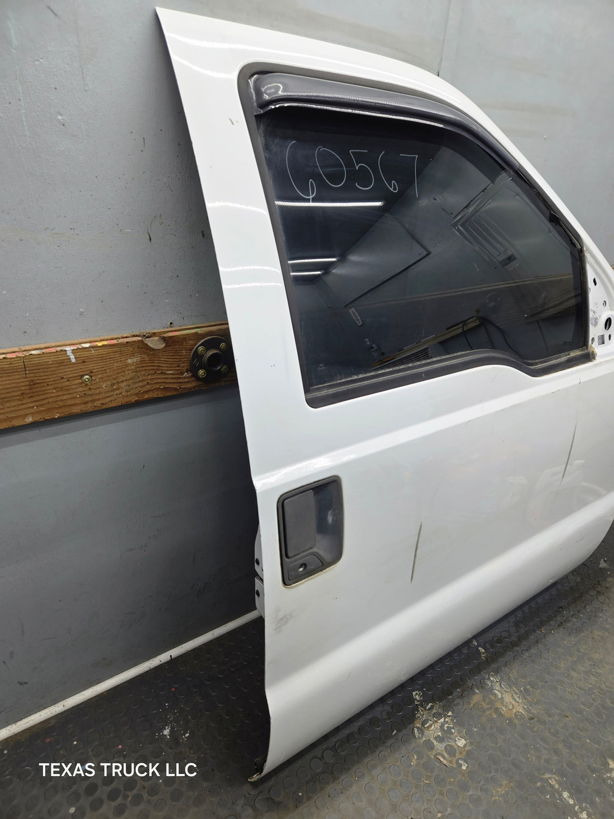 1999-2011 Ford Super Duty / Excursion Front Passenger RH Door F250 F350 F450 F550