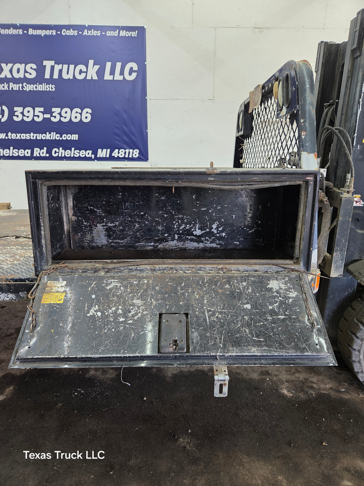 9' Steel Pickup Truck Dual Rear Wheel Utility Flatbed Universal
