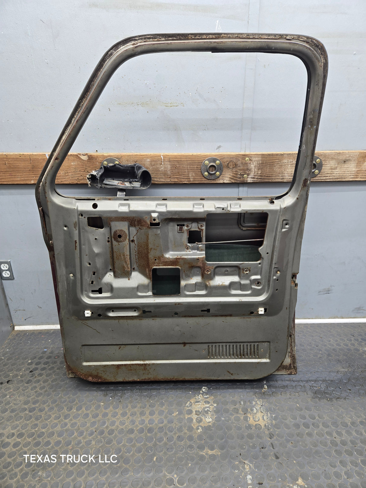 1973-1987 Chevrolet / GMC Square Body Front Passenger Side RH Door K / C Series