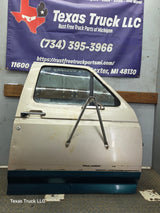 1980-1986 Ford F Series F250 F350 F450 F550 Passenger Side Front Door RH