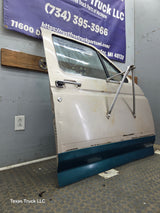 1980-1986 Ford F Series F250 F350 F450 F550 Passenger Side Front Door RH