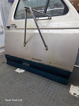 1980-1986 Ford F Series F250 F350 F450 F550 Passenger Side Front Door RH