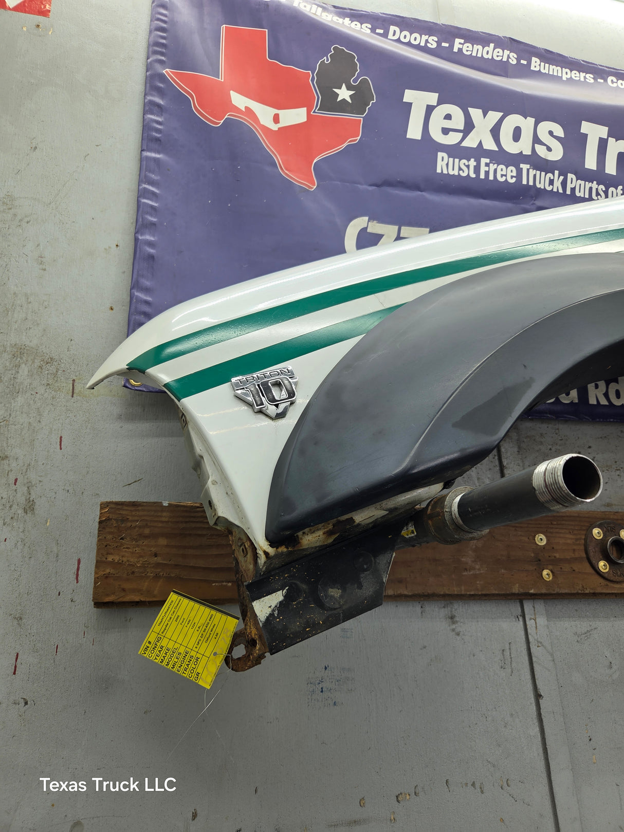 1999-2007 Ford Super Duty LH Driver Side Front Fender F250 F350 F450 F550 Excursion