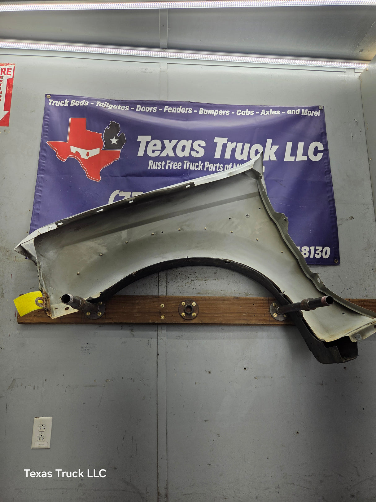1999-2007 Ford Super Duty RH Passenger Side Front Fender F250 F350 F450 F550 Excursion
