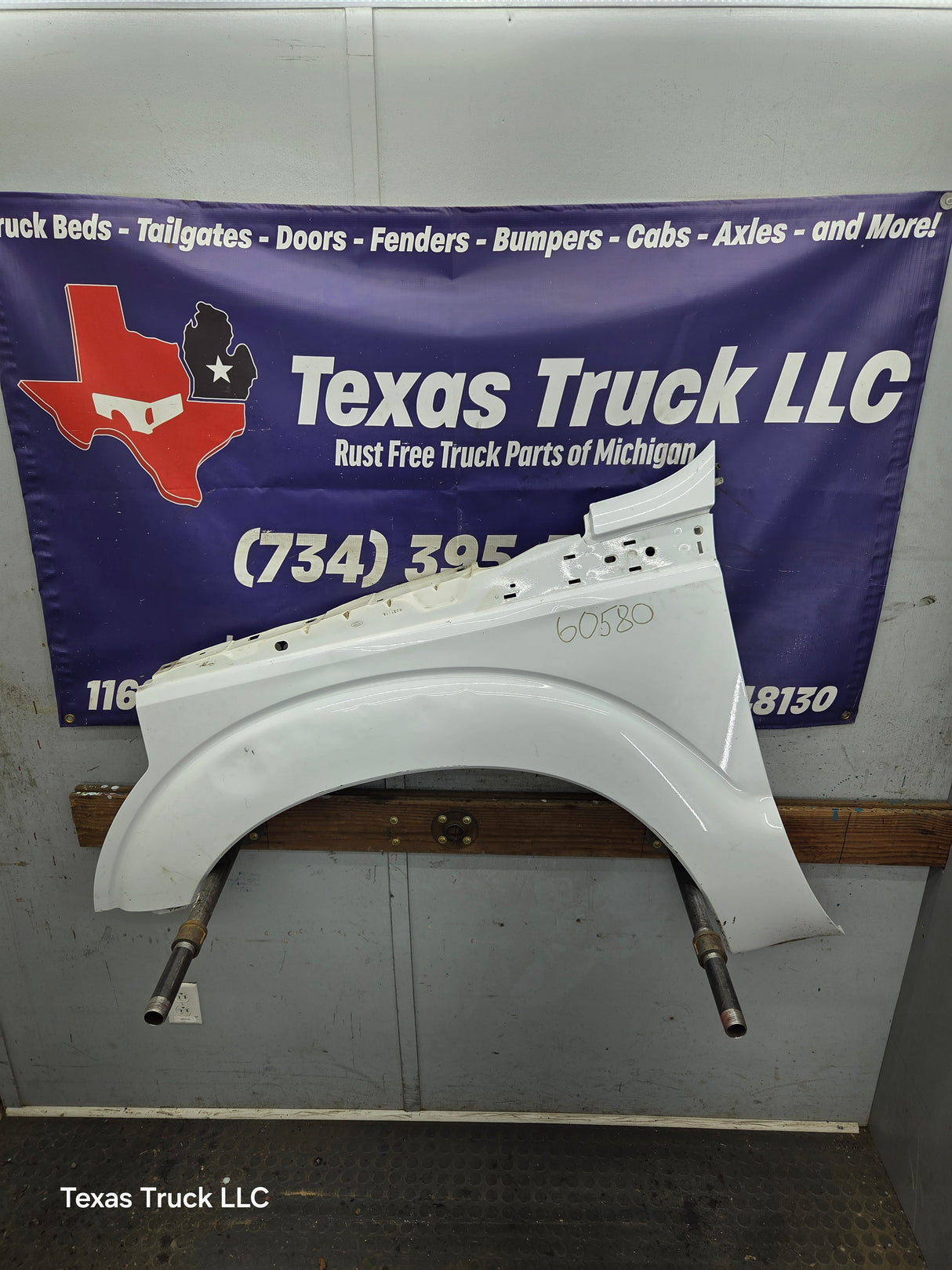 2011-2016 Ford Super Duty F250 F350 LH Driver Side Front Fender