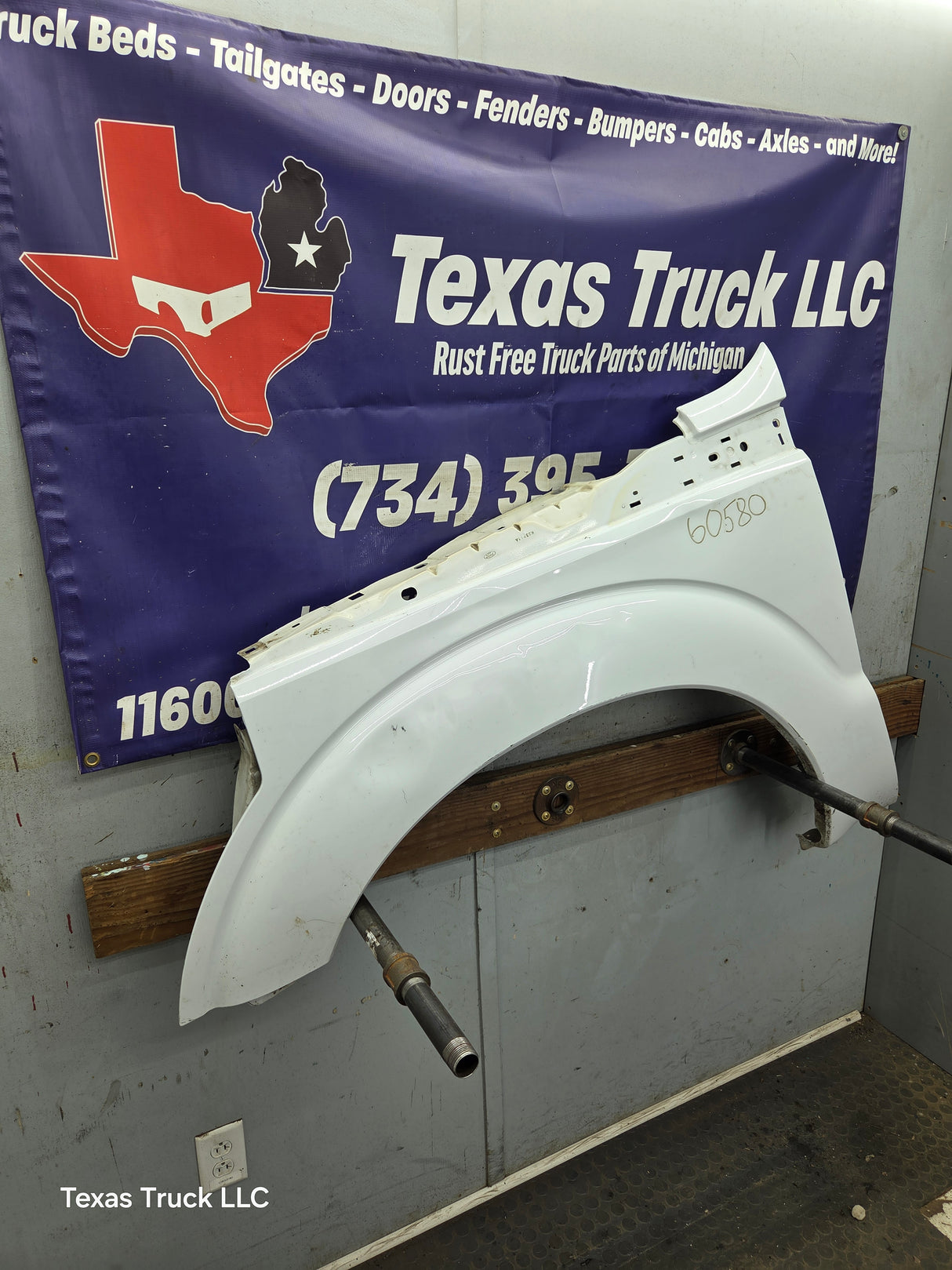 2011-2016 Ford Super Duty F250 F350 LH Driver Side Front Fender
