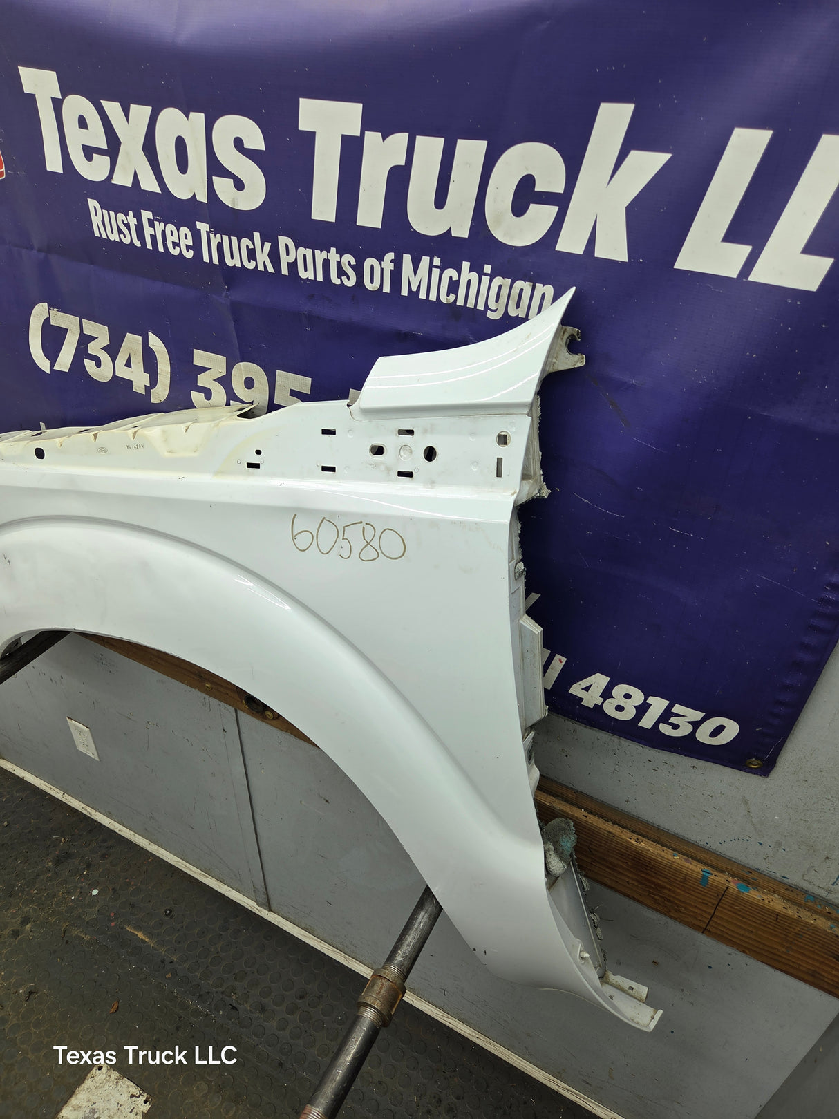 2011-2016 Ford Super Duty F250 F350 LH Driver Side Front Fender