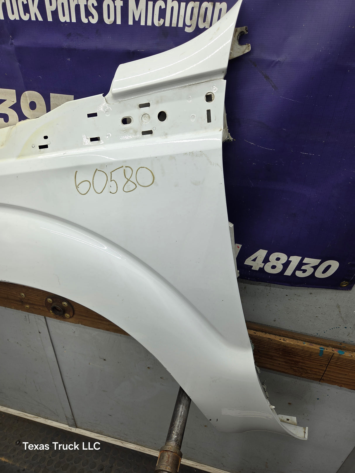 2011-2016 Ford Super Duty F250 F350 LH Driver Side Front Fender