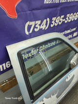 1988-2000 Chevrolet Silverado Suburban GMC Sierra RH Front Passenger Door