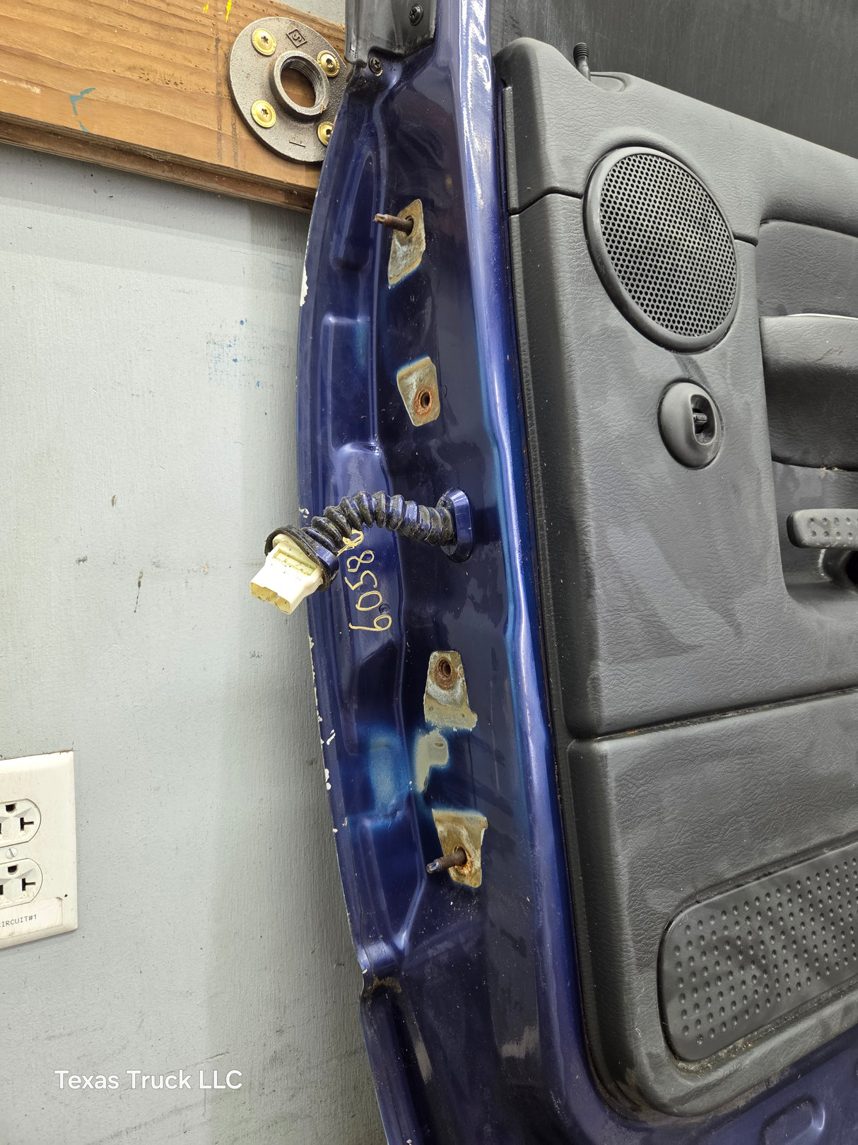 2003-2008 Dodge Ram 3rd Gen RH Passenger Side Rear Quad Cab Door 1500 2500 3500 4500 5500