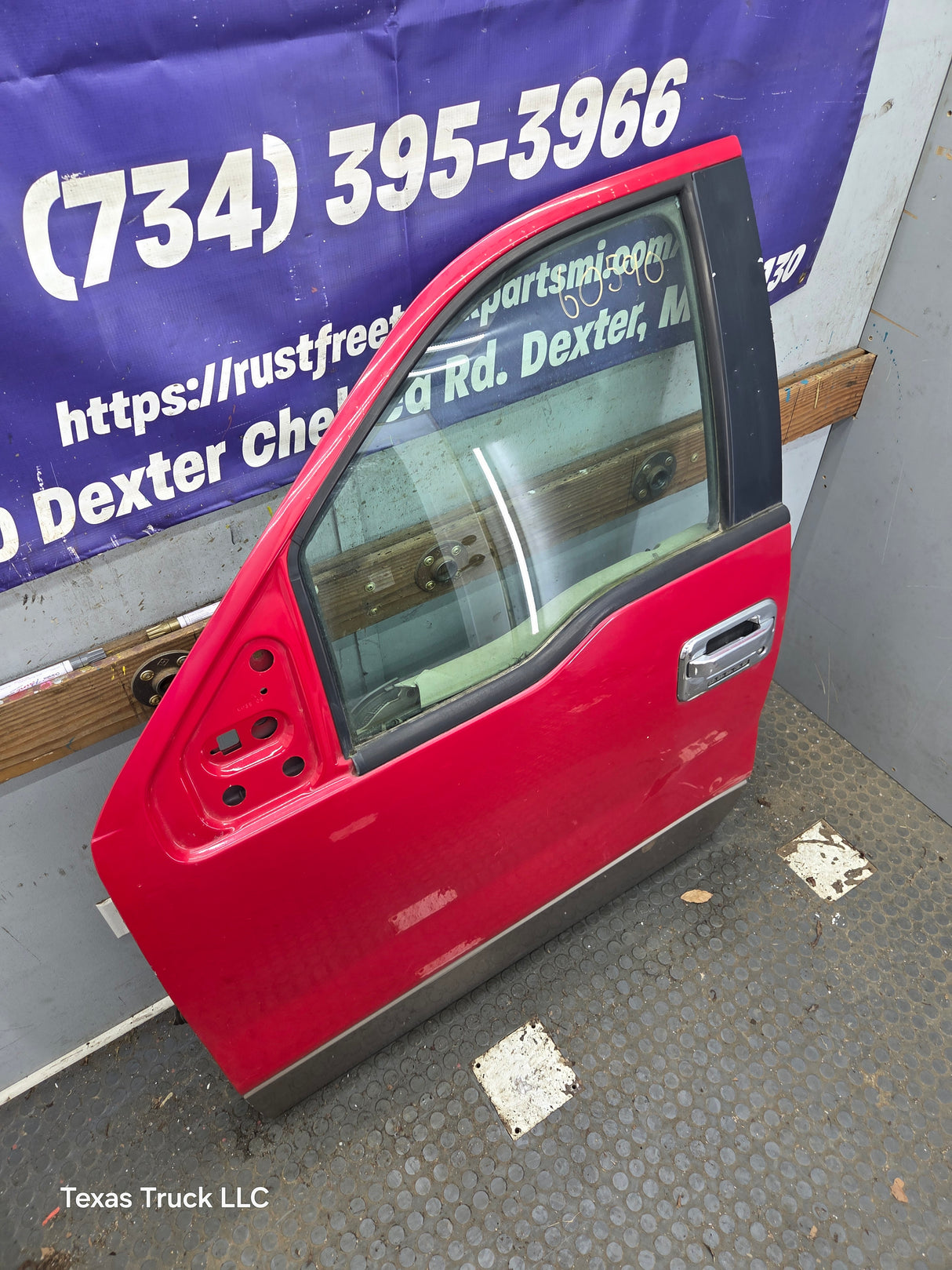 2004-2008 Ford F150 LH Driver Front CREW Cab Door