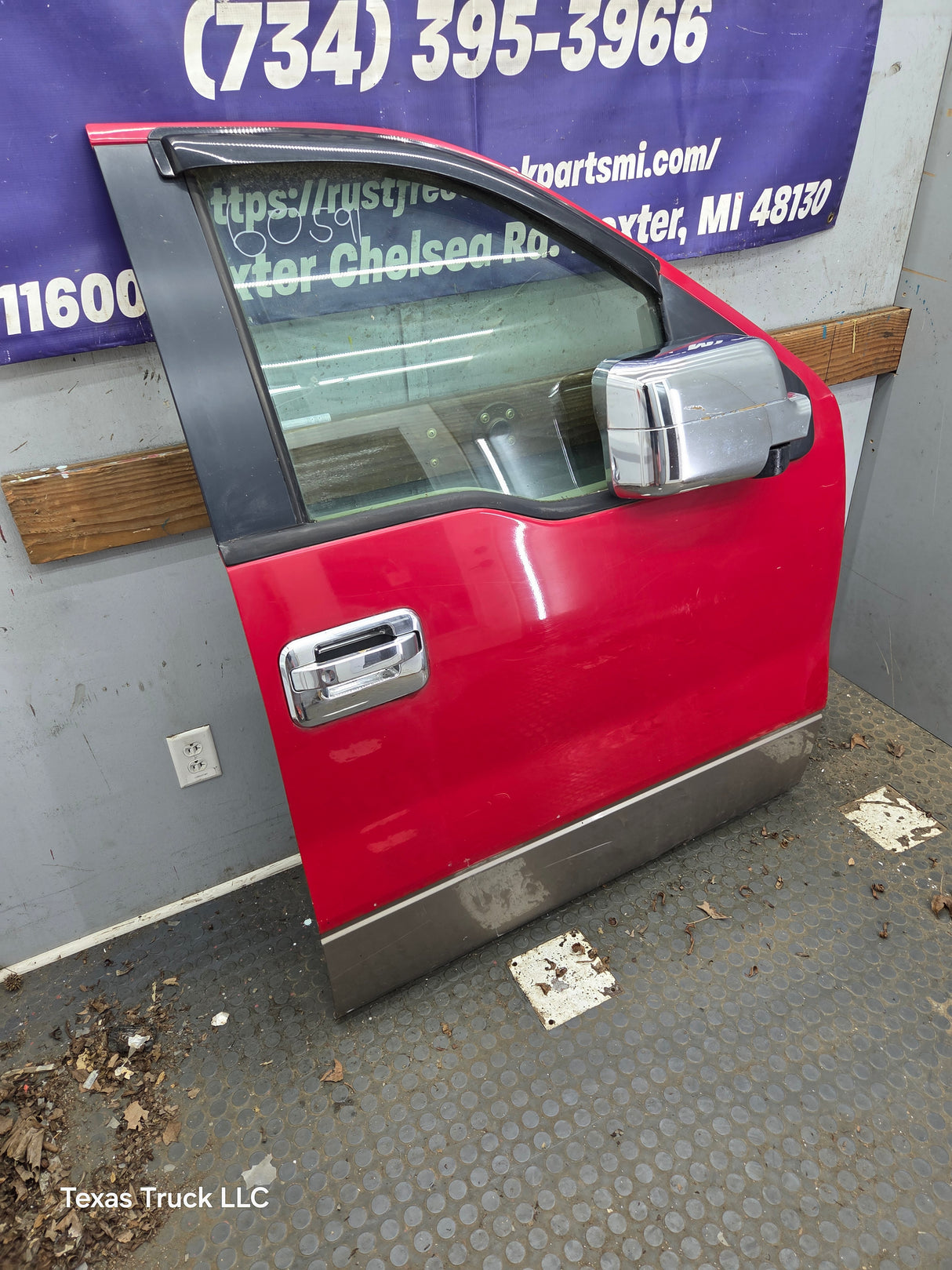 2004-2008 Ford F150 RH Passenger Front CREW Cab Door