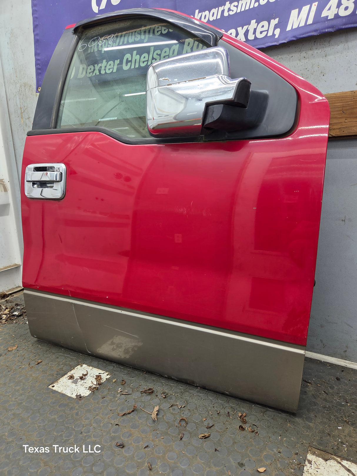 2004-2008 Ford F150 RH Passenger Front CREW Cab Door