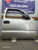 1999-2006 Chevrolet Silverado / GMC Sierra 1500 2500 3500 HD Front Passenger side Door RH