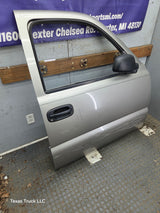 1999-2006 Chevrolet Silverado / GMC Sierra 1500 2500 3500 HD Front Passenger side Door RH